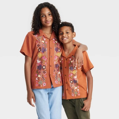 Latino Heritage Month Kids' Short Sleeve Floral Woven Button-Down Shirt - Orange 5 Latino Heritage Month Kids' Short Sleeve Floral Woven Button-Down Shirt - Orange - Image 3
