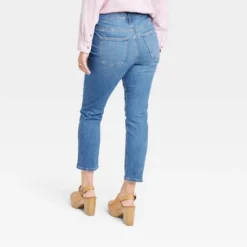 Women's High-Rise Slim Straight Jeans - Universal Thread™ Medium Wash -Best Clothing Store GUEST 16909339 3008 4ac9 9b56 82c4dab137f3