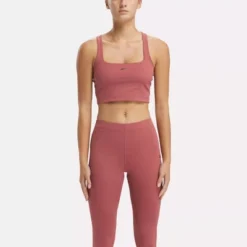 Reebok Yoga Peached Crop Top 11 Reebok Yoga Peached Crop Top -Best Clothing Store GUEST 5c165292 d696 46bd a049 796456cadc7b
