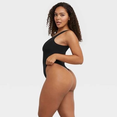 Maidenform M Women's Seamless Smoothing Bodysuit MST001 3 Maidenform M Women's Seamless Smoothing Bodysuit MST001