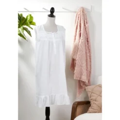 Saro Lifestyle Embroidered Design Nightgown -Best Clothing Store GUEST aa3e9fe7 3e68 4eeb 8a6a e42833d8a3a6