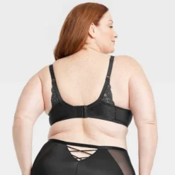 Women's Lightly Lined Balconette Bra - Auden™