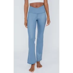 90 Degree By Reflex Interlink High Shine Cire Elastic Free Crossover V-Back Flared Leg Yoga Pants -Best Clothing Store GUEST e845e769 a8ec 4335 9056 18eab3005863