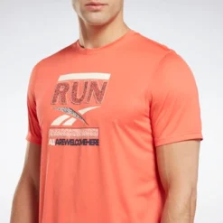 Reebok Running Graphic T-Shirt Mens Athletic T-Shirts -Best Clothing Store GUEST f1cd27b9 c066 4ad0 a7a8 c1accf47f08c